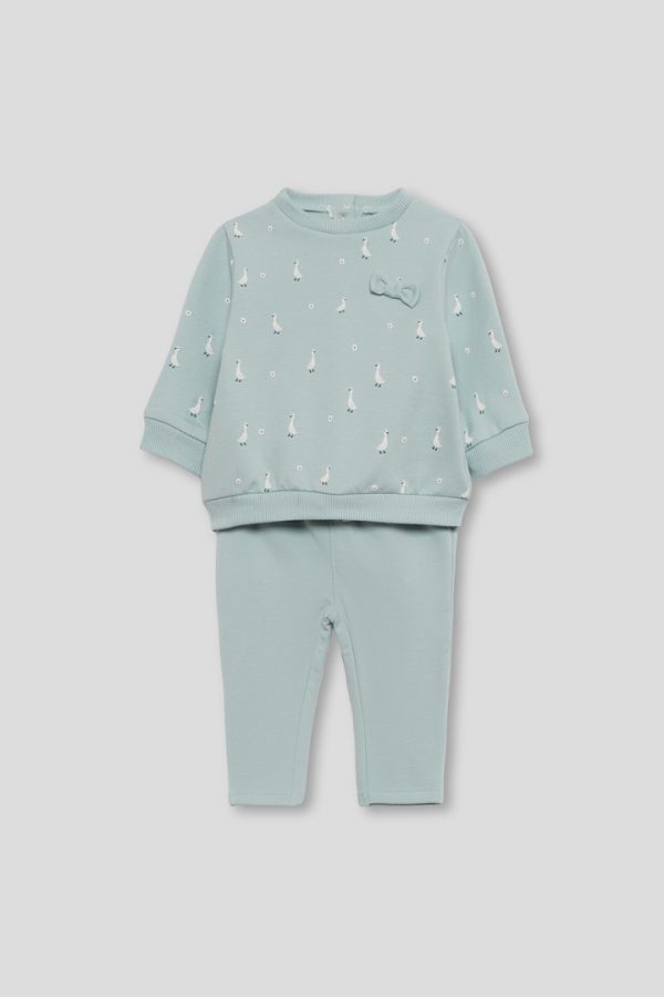 Infant's set
